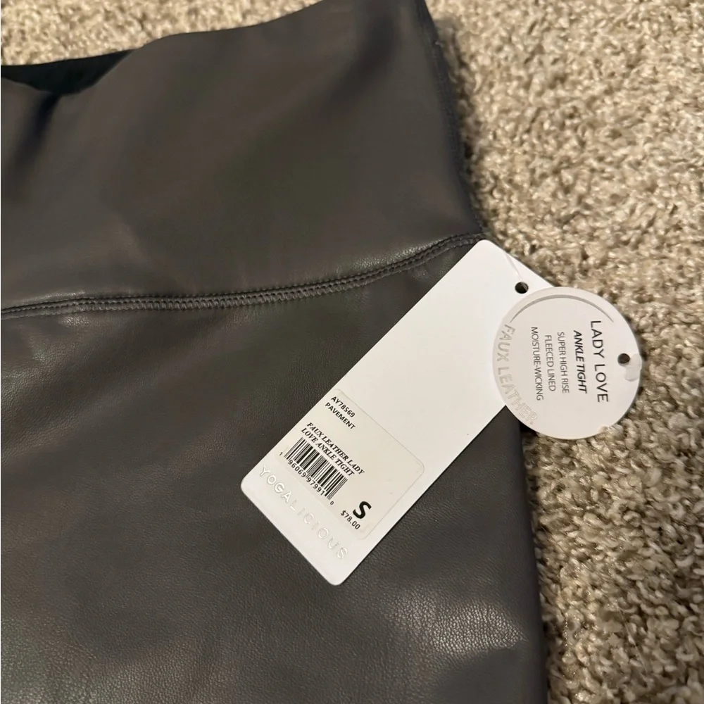 Yogalicious nwt leggings